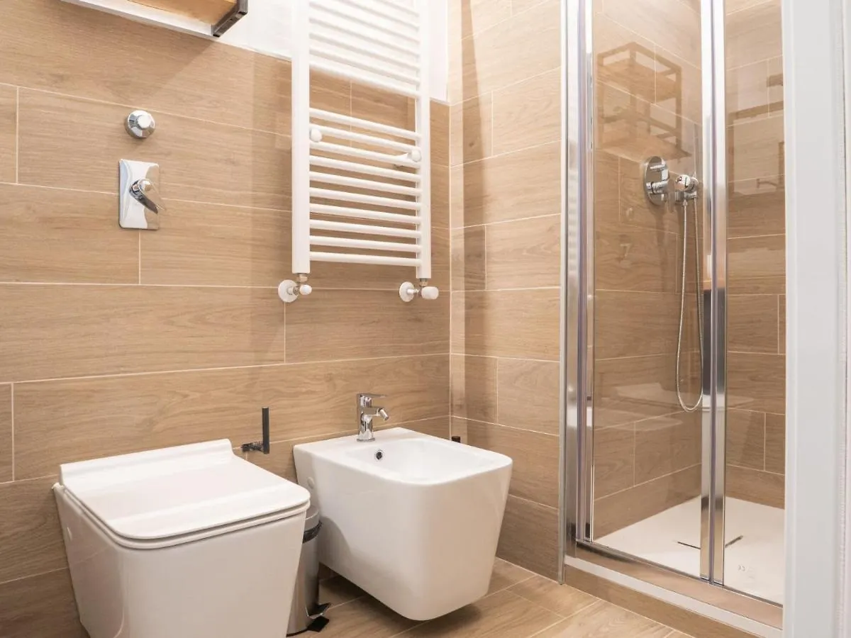 The Best Rent - Beautiful Two-Bedroom Apartment Close To Cinque Giornate Square Milan Italy